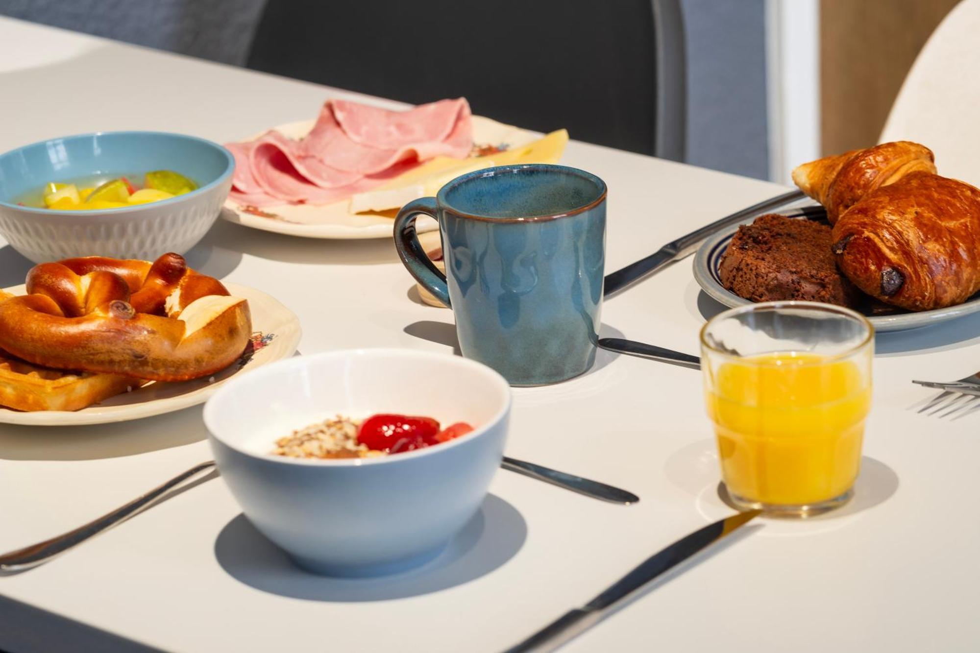 Ibis Budget Strasbourg Centre Gare Esterno foto